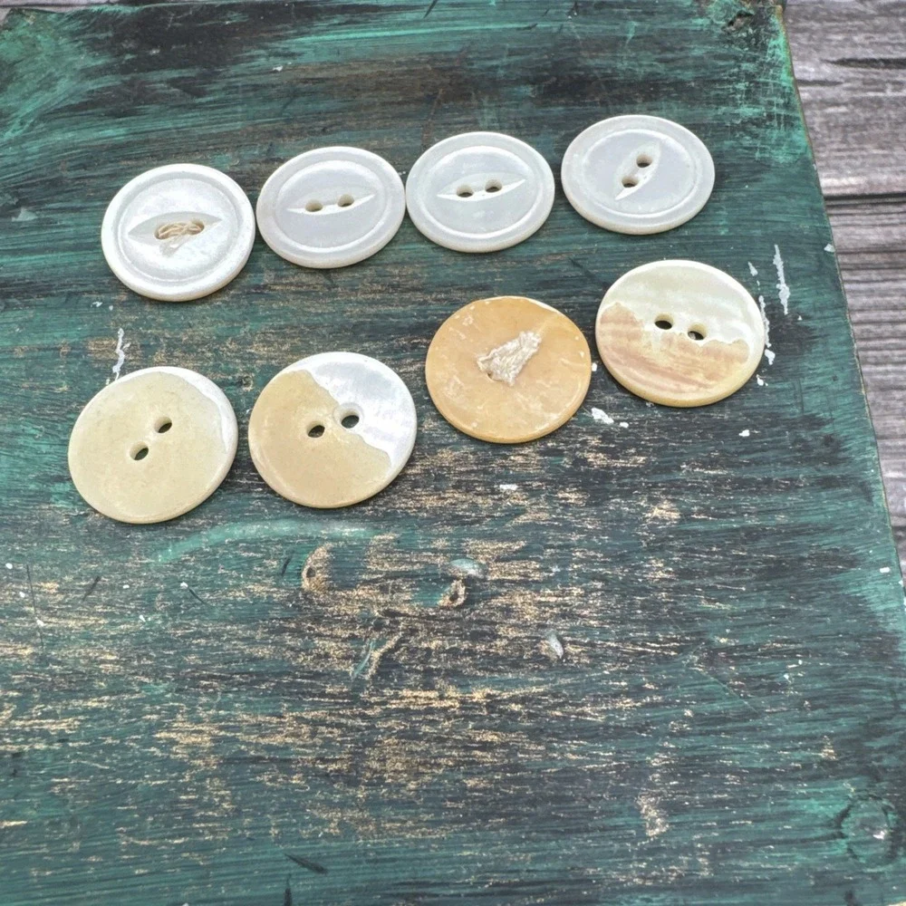 Vintage Mother Of Pearl Buttons 1950's Lot Of 8 Natural Shell Sewing Craft EUC